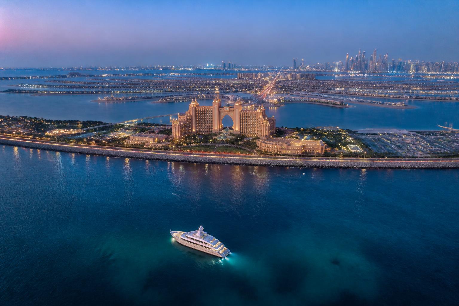 Die besten Plätze in Dubai vom Wasser aus: eine Reise entlang der Küste